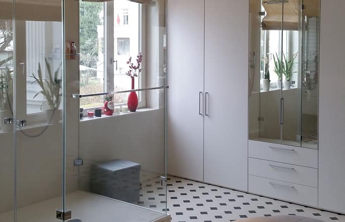 Badezimmersanierung und Modernisierung Interior Design